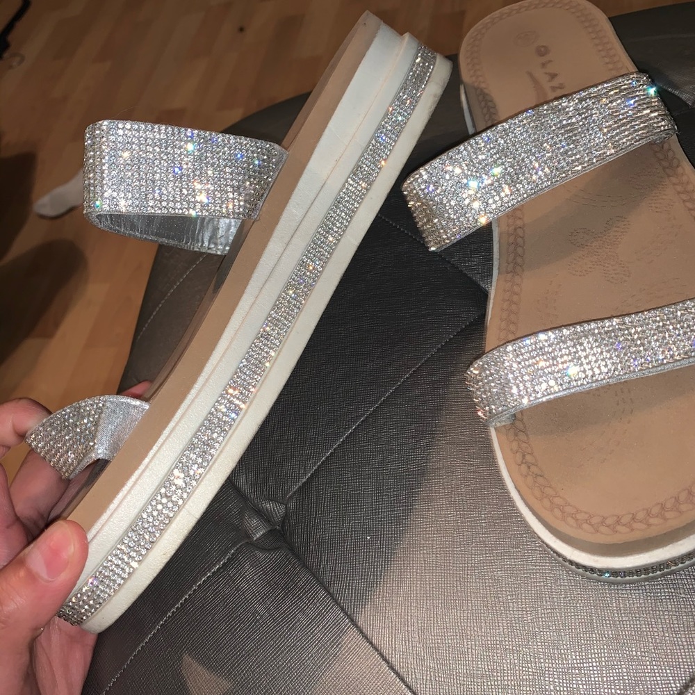 Platform sandals !!!